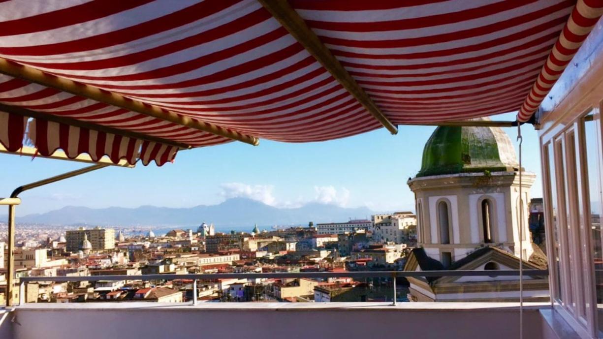 La Terrazza Di Nonna Anna Bed & Breakfast Наполи Екстериор снимка